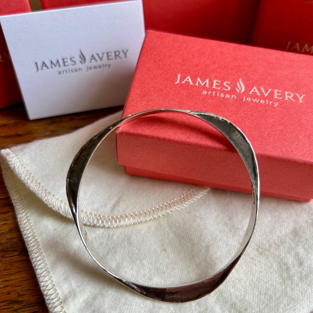 James Avery Martilados Bangle Bracelet **PRICE DROP**